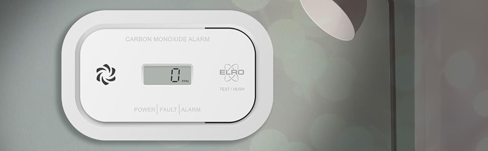 ELRO FC5003 Kohlenmonoxidmelder in Weiss mit LCD-Display an der Wand montiert – Detail 1