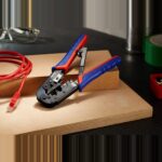 KNIPEX Crimpzange 97 51 10 für Westernstecker mit schwarzen Mehrkomponenten-Griffen