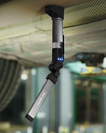 HOTLIGH ZF7549 Akku-Werkstattlampe aus Aluminium mit ausgeklapptem Leuchtkopf und Magnetfuss – Detail 3