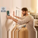 Bosch Truvo Ortungsgerät in Grün mit LED-Ampel und Markierungsschlitzen