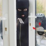 WER Doberman Fensteralarm mit Vibrationssensor, vier flache Sensoren im Set