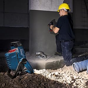 Bosch Professional GLI 18V-2200 C Akku-Baustellenlampe in Blau mit verstellbarem Leuchtkopf – Detail 7