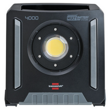 Brennenstuhl Akku-Baustrahler mit 4500 Lumen und eingesetztem 18-Volt-Akku – Detail 8