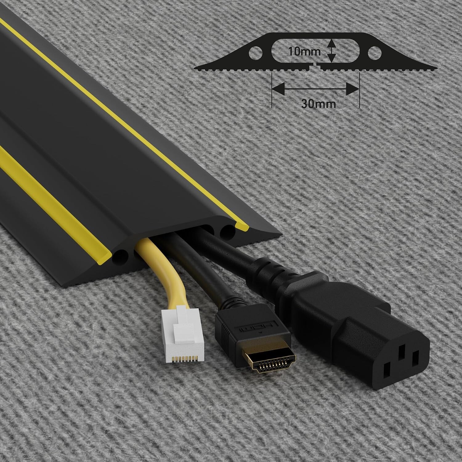 Kabelbruecke auf Teppich mit Netzwerkstecker HDMI und Kaltgeraetestecker