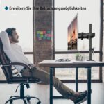 Arbeitsplatz mit zwei Monitoren an der Doppelarm-Halterung