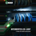 Integriertes LED-Licht der Sonde erhellt einen dunklen Serverschrank