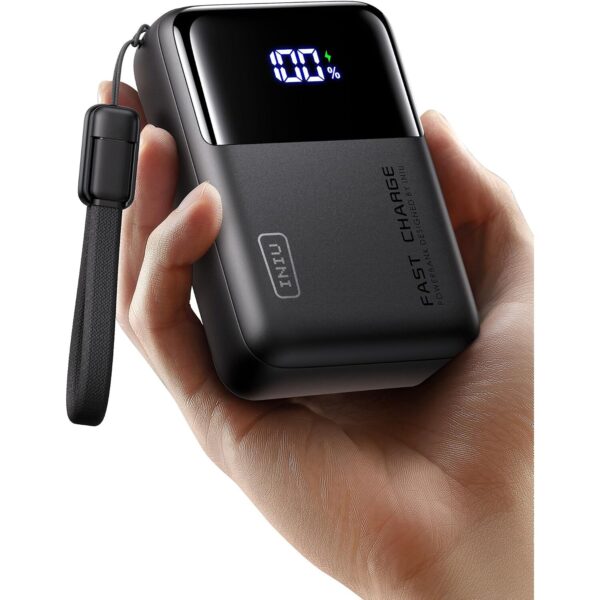 INIU P63 Powerbank mit 25000 mAh, Digitalanzeige und drei Anschlüssen