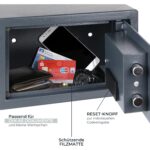 HMF 4612112 Möbeltresor in Anthrazit mit Tastenfeld des Elektronikschlosses und geöffneter Tür