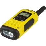 Motorola TLKR T92 H2O PMR446-Funkgerät in Schwarz und Gelb als 2er-Set mit Tragetasche