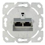 Geschirmte BIGtec Netzwerkdose CAT 6a in Signalweiss mit zwei RJ45-Buchsen, Schutzklappen und LSA-Anschluss.