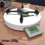 Loolinn LM01 GPS-Drohne in Grün mit Fernbedienung, zwei Akkus und montiertem Propellerschutz