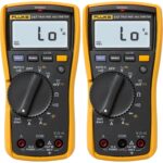 Fluke 117 Digital-Multimeter in Grau und Gelb mit Messleitungen und Drehschalter für Spannung, Strom und Widerstand