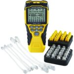 Klein Tools VDV Scout Pro 3 Prüfgerät mit Test- und Map-Remote, Locator-Remotes und Tragetasche.