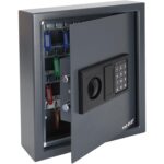 Schwarzer HMF Schlüsseltresor 2100-02 mit elektronischem Zahlenschloss und Hakenleisten für 100 Schlüssel.