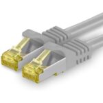 Zehn orange Cat.7 Netzwerkkabel mit je 2 Metern Länge und RJ45-Steckern