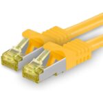 Zehn orange Cat.7 Netzwerkkabel mit je 2 Metern Länge und RJ45-Steckern