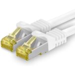 Zehn orange Cat.7 Netzwerkkabel mit je 2 Metern Länge und RJ45-Steckern