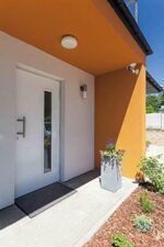 BASI Kamera-Attrappe mit LED, silber