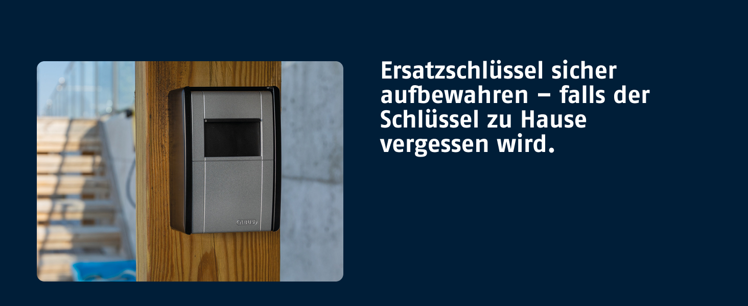 Silberner Schlüsseltresor ABUS KeyGarage 787 mit vier schwarzen Zahlenrädern und schwarzer Schiebeblende zur Wandmontage – Detail 2