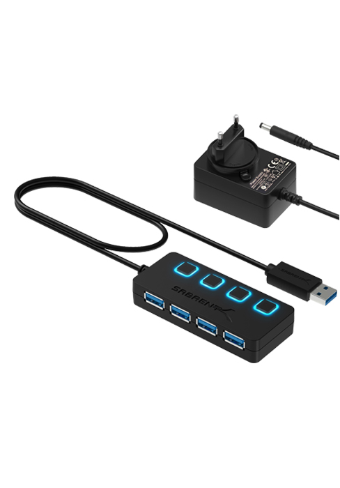 Schwarzer SABRENT USB-Hub mit vier USB-A-Anschlüssen, einzelnen Schaltern und blau markierten Ports. – Detail 6