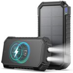 Schwarze A ADDTOP Solar-Powerbank mit ausklappbaren Solarpanels, USB-Anschlüssen und integrierter LED-Leuchte.