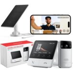 Silberne SwitchBot Video-Türklingel mit runder Weitwinkellinse, weisser 4,3-Zoll-Innenmonitor mit Standfuss und schwarzes Solarpanel auf schwenkbarem weissem Montagearm mit USB-C-Kabel