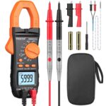 Orange-schwarze Proster Stromzange mit beleuchtetem LCD, geöffneten Messbacken, Messleitungen, Krokodilklemmen und Aufbewahrungstasche