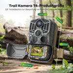 Wildkamera DEATTI DET-T4 im Tarnmuster mit Objektiv, Bewegungssensor und Infrarot-LEDs, daneben acht AA-Batterien