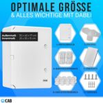 Grauer QCAB Verteilerkasten aus ABS-Kunststoff, 300 x 400 x 170 mm, geöffnet mit verzinkter Montageplatte und Kabelverschraubungen
