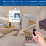 Schwarzes Kunststoffgehäuse mit Funkempfängerplatine, blauem Relais und Schraubklemmen, daneben schwarzer Handsender mit ON- und OFF-Taste