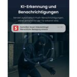 Silberne SwitchBot Video-Türklingel mit runder Weitwinkellinse, weisser 4,3-Zoll-Innenmonitor mit Standfuss und schwarzes Solarpanel auf schwenkbarem weissem Montagearm mit USB-C-Kabel