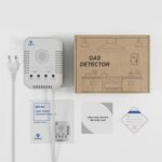 Weisser Bosean BH-H3 Kombimelder für Gas und Kohlenmonoxid mit vier Anzeigeleuchten, RESET- und TEST-Taste und Anschlusskabel mit Eurostecker