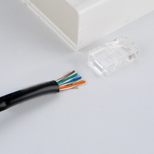 CableCreation Cat6 RJ45 Crimpstecker transparent, 100 Stück – Detail 5