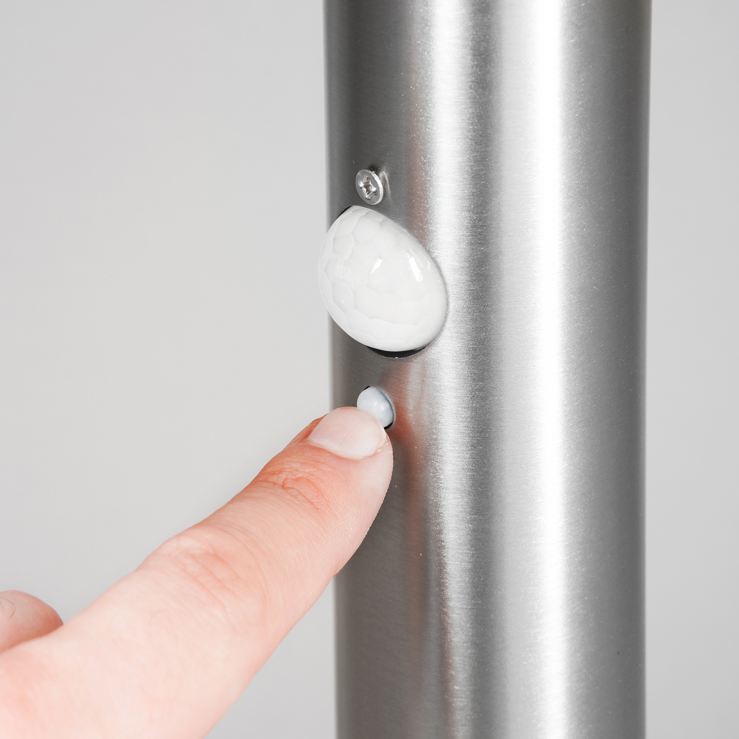 Esotec Tini 85 Solar-Standleuchte mit PIR-Sensor, 18 x 85 cm. – Detail 3