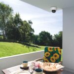 BASI KA305 Dome Kamera-Attrappe mit blinkender LED, weiss