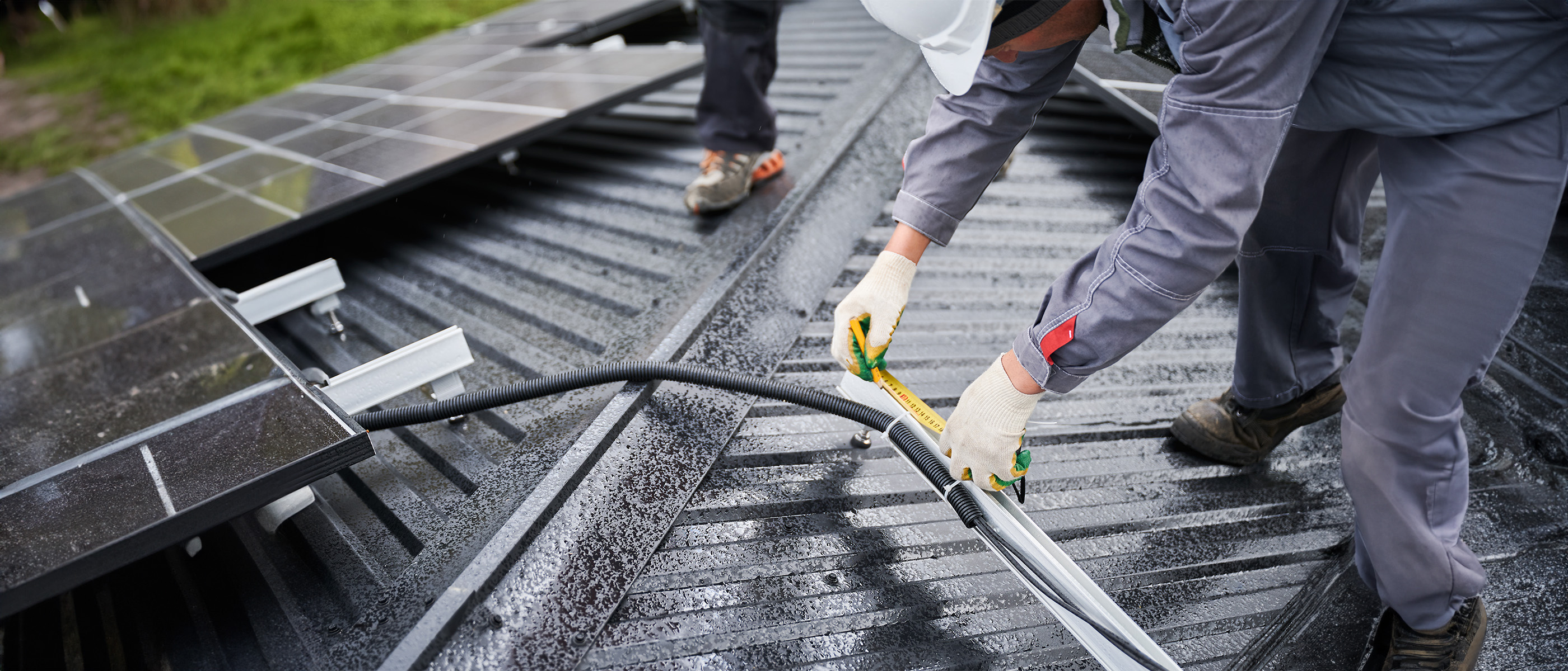 AUPROTEC Wellrohr geschlitzt 2 m, NW 12 oder NW 19, schwarz – Detail 3