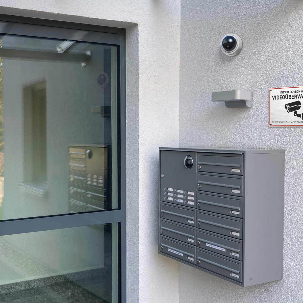 BASI KA305 Dome Kamera-Attrappe mit blinkender LED – Detail 3