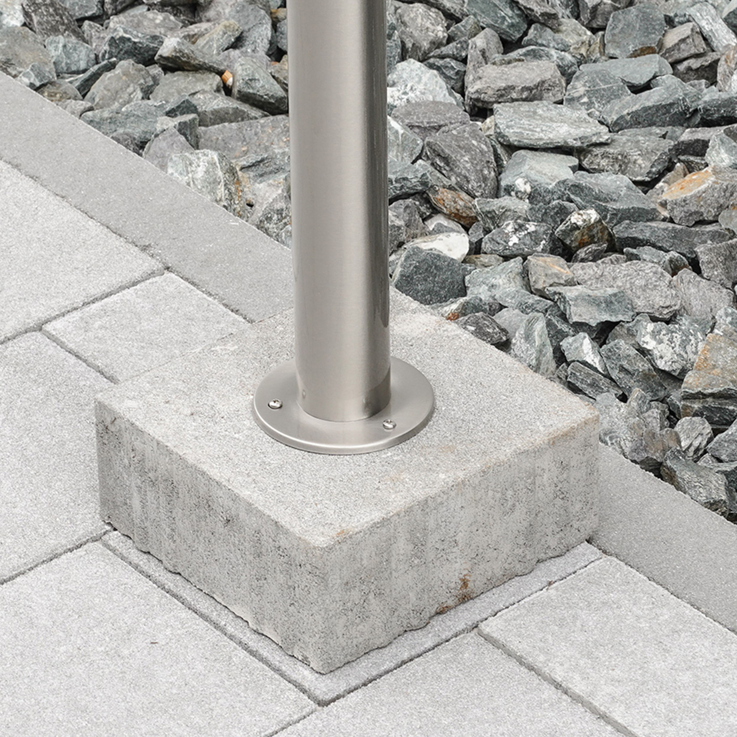 Esotec Tini 85 Solar-Standleuchte mit PIR-Sensor, 18 x 85 cm. – Detail 10